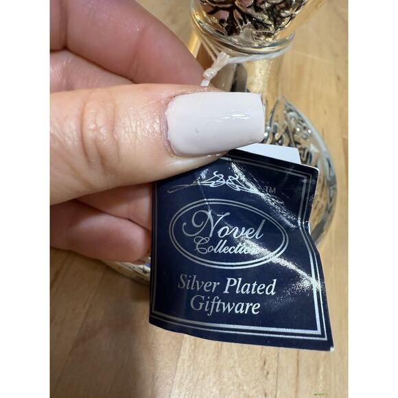 Cobalt Blue Glass Goblet Vase 11” Grapes Silver Plate NIB - Picture 4 of 5